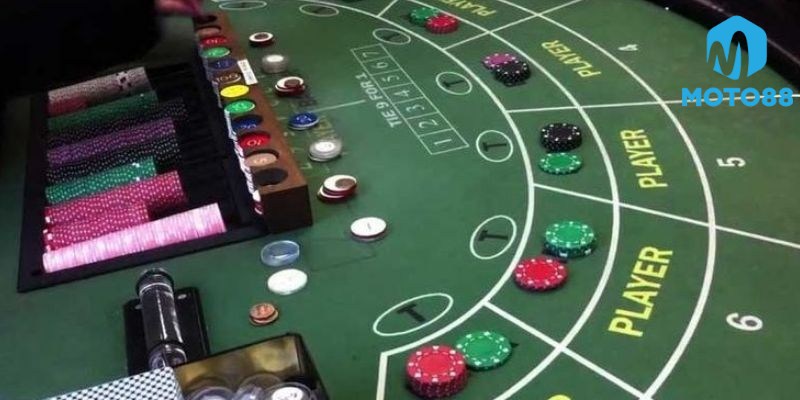 Hướng Dẫn Cách Chơi Baccarat Từng Bước Trên moto88
